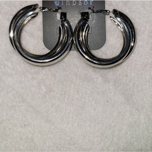Windsor fine jewelry earrings